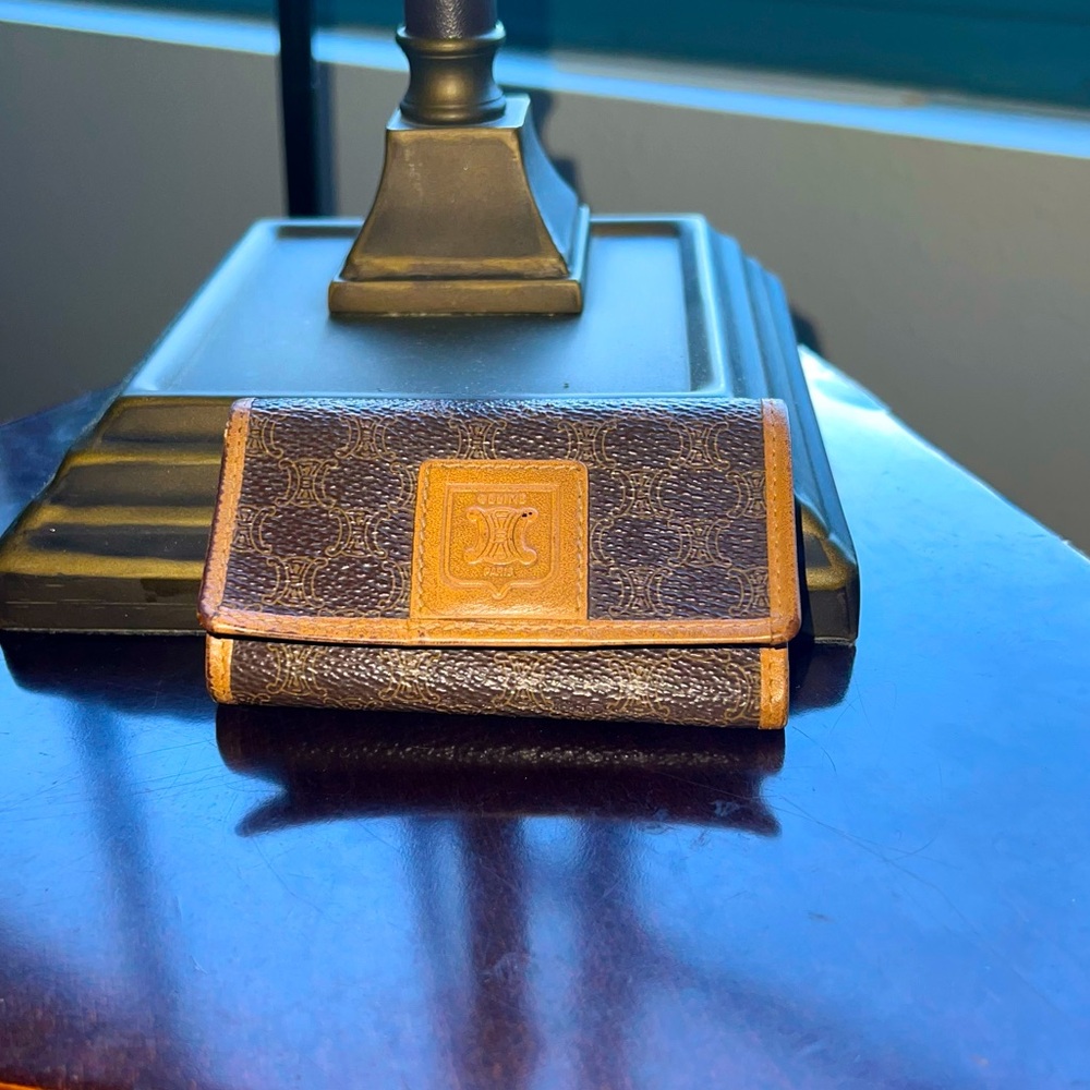 Vtg CELINE Macadam Key Holder with Triomphe Logo Embossing